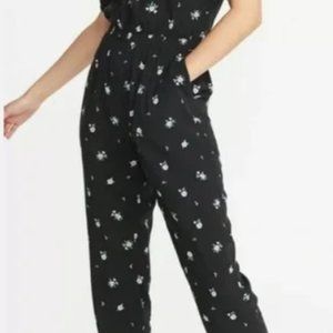 Old Navy Short Sleeve Black Ditsy Floral Cross Back Jumpsuit